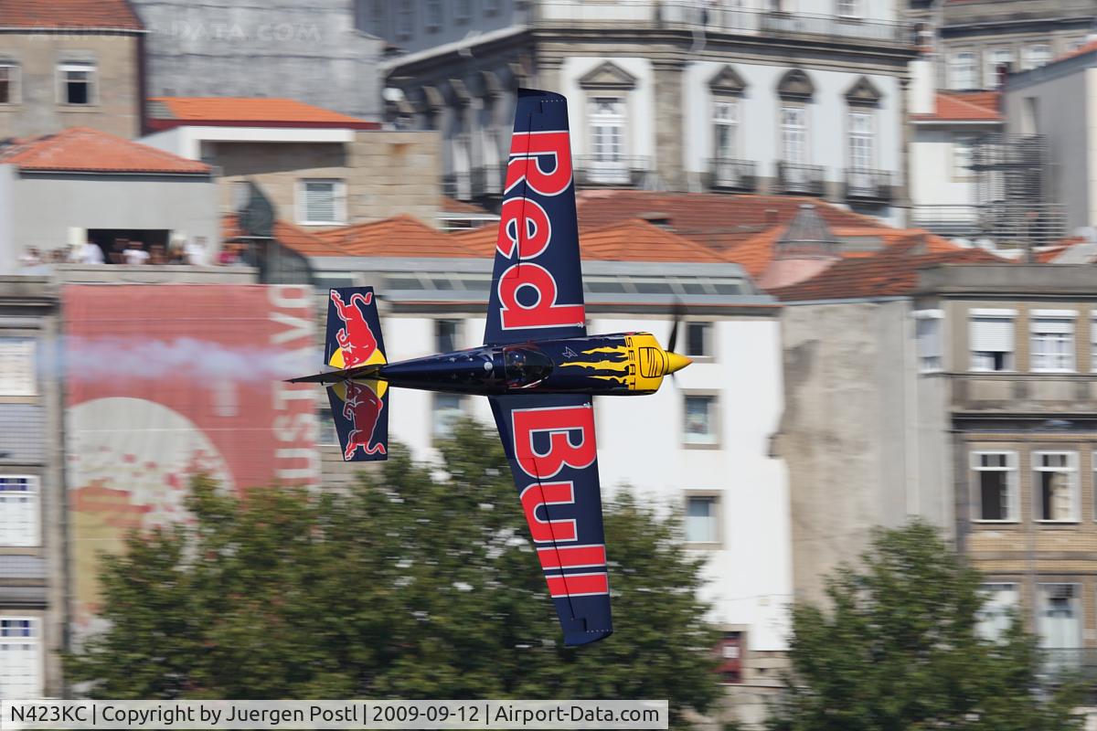 N423KC, 2009 Zivko Edge 540 C/N 0044, Red Bull Air Race Porto 2009 - Kirby Chambliss