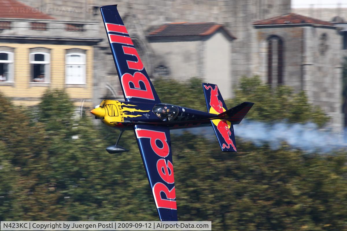 N423KC, 2009 Zivko Edge 540 C/N 0044, Red Bull Air Race Porto 2009 - Kirby Chambliss