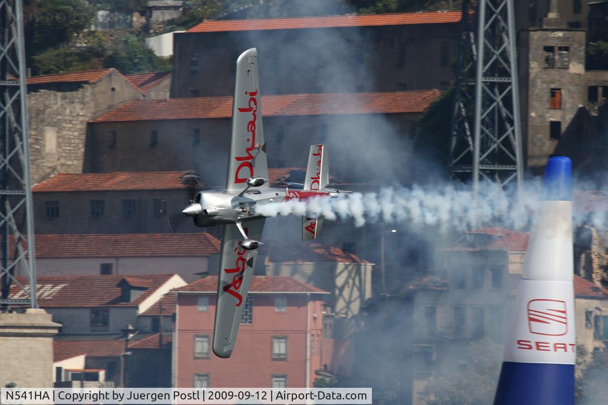 N541HA, 2008 Zivko Edge 540 C/N 0041A, Red Bull Air Race Porto 2009 - Hannes Arch