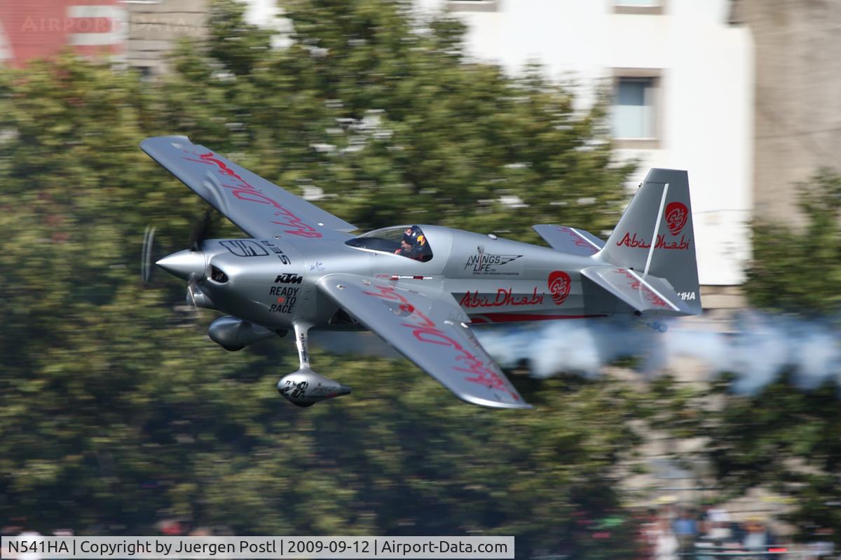 N541HA, 2008 Zivko Edge 540 C/N 0041A, Red Bull Air Race Porto 2009 - Hannes Arch