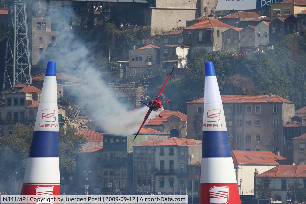 N841MP, 1999 Zivko Edge 540 C/N 0025, Red Bull Air Race Porto 2009 - Pete McLeod