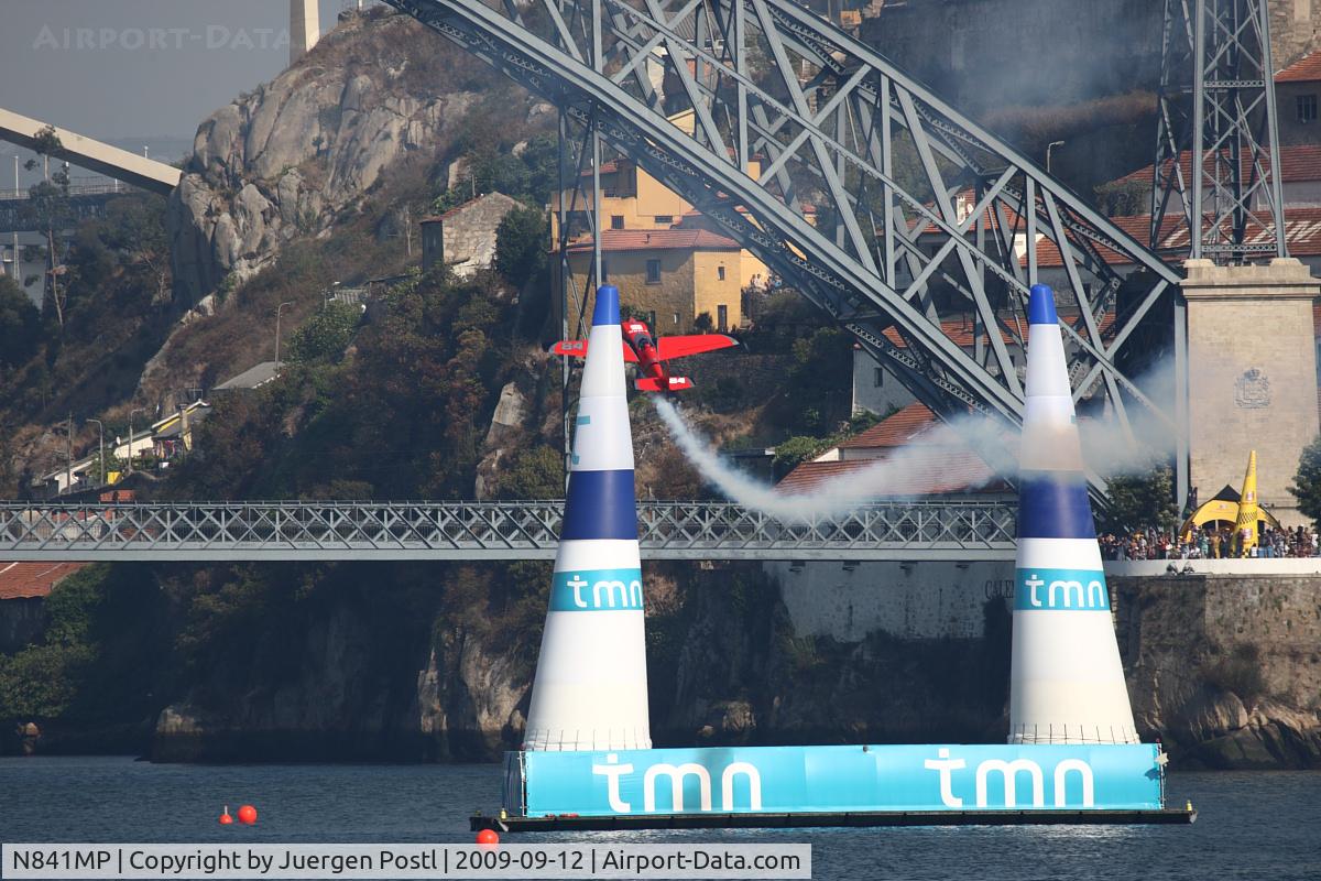 N841MP, 1999 Zivko Edge 540 C/N 0025, Red Bull Air Race Porto 2009 - Pete McLeod