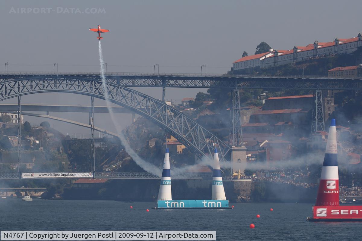 N4767, Zivko Edge 540 C/N 0045, Red Bull Air Race Porto 2009 - Nicolas Ivanoff