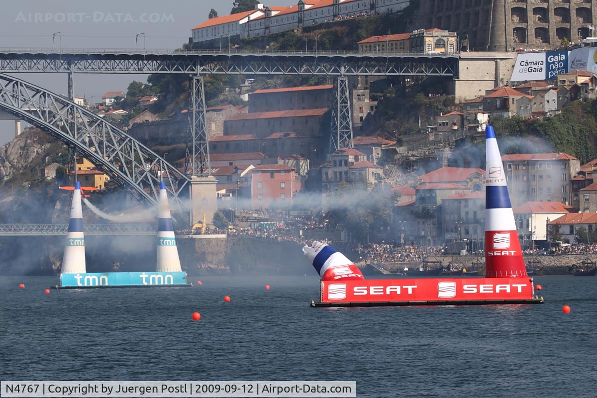 N4767, Zivko Edge 540 C/N 0045, Red Bull Air Race Porto 2009 - Nicolas Ivanoff