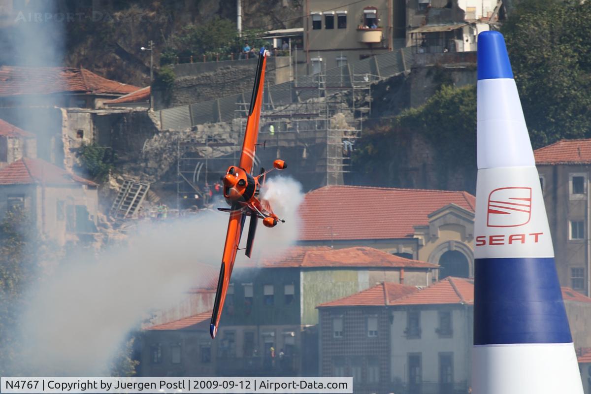 N4767, Zivko Edge 540 C/N 0045, Red Bull Air Race Porto 2009 - Nicolas Ivanoff