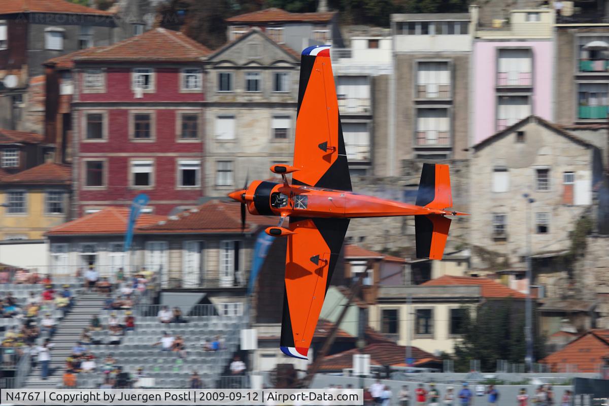 N4767, Zivko Edge 540 C/N 0045, Red Bull Air Race Porto 2009 - Nicolas Ivanoff