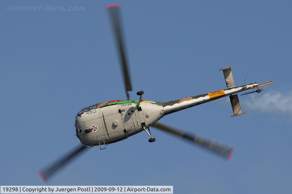 19298, Sud SE-3160 Alouette III C/N 1556, Red Bull Air Race Porto 2009 - Portugal Air Force - Sud SE-3160 Alouette III