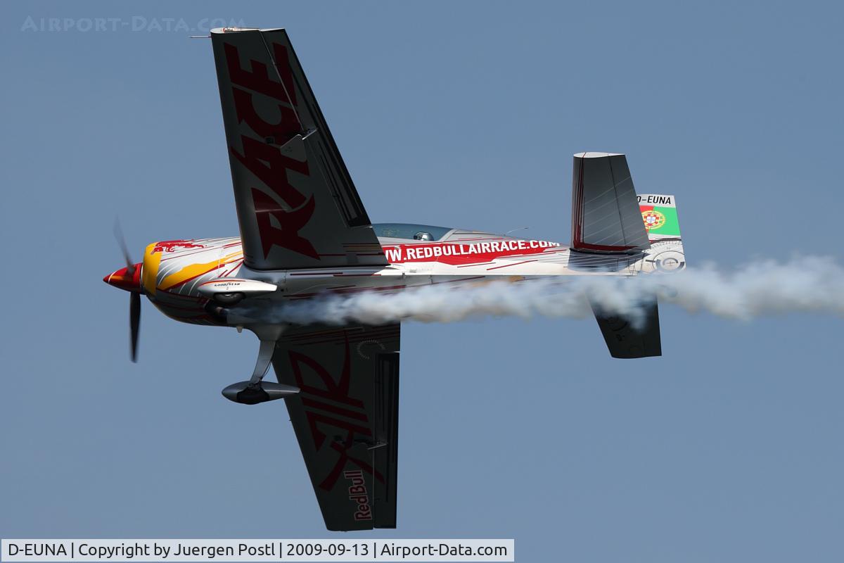 D-EUNA, Extra EA-300LP C/N 1251, Red Bull Air Race Porto 2009 - Extra EA-300LP