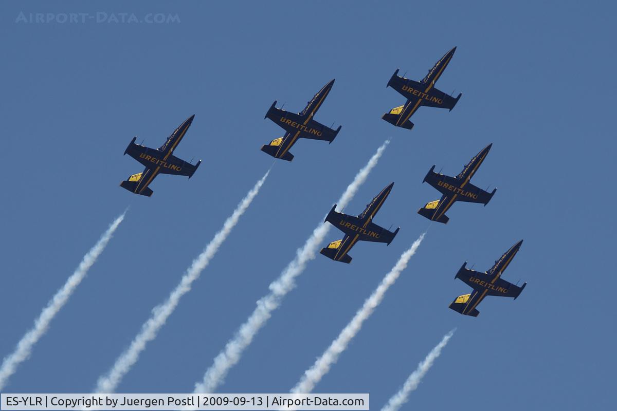 ES-YLR, Aero L-39 Albatros C/N 691880, Red Bull Air Race Porto 2009 - Aero L-39 Albatros