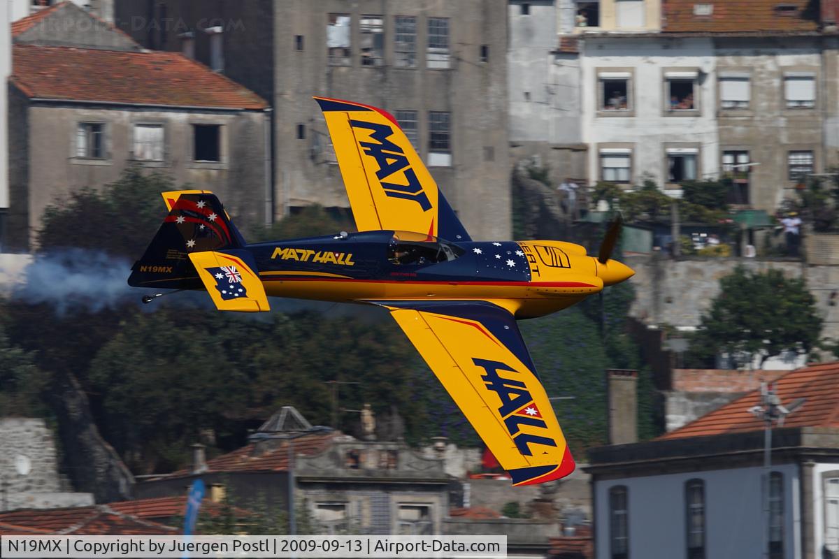 N19MX, MX Aircraft MXS-R C/N 007, Red Bull Air Race Porto 2009 - Matt Hall
