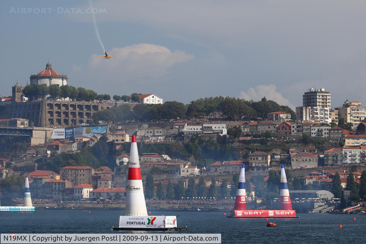 N19MX, MX Aircraft MXS-R C/N 007, Red Bull Air Race Porto 2009 - Matt Hall