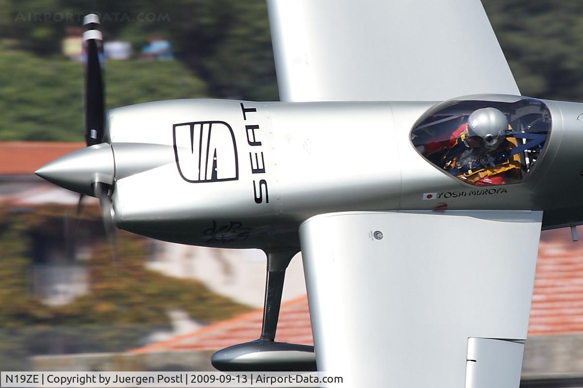 N19ZE, 2007 Zivko Edge 540 C/N 0039A, Red Bull Air Race Porto 2009 - Yoshihide Muroya