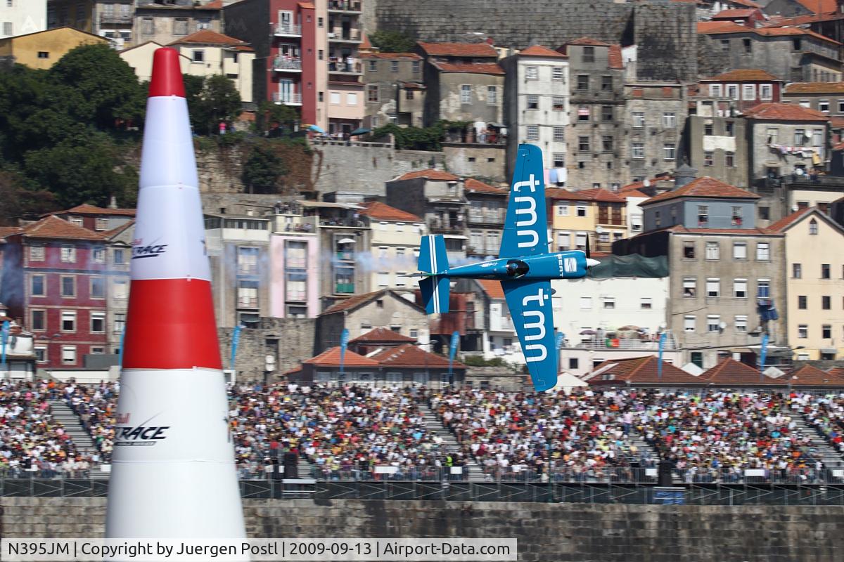N395JM, 2004 Zivko Edge 540 C/N 0033, Red Bull Air Race Porto 2009 - Mike Goulian