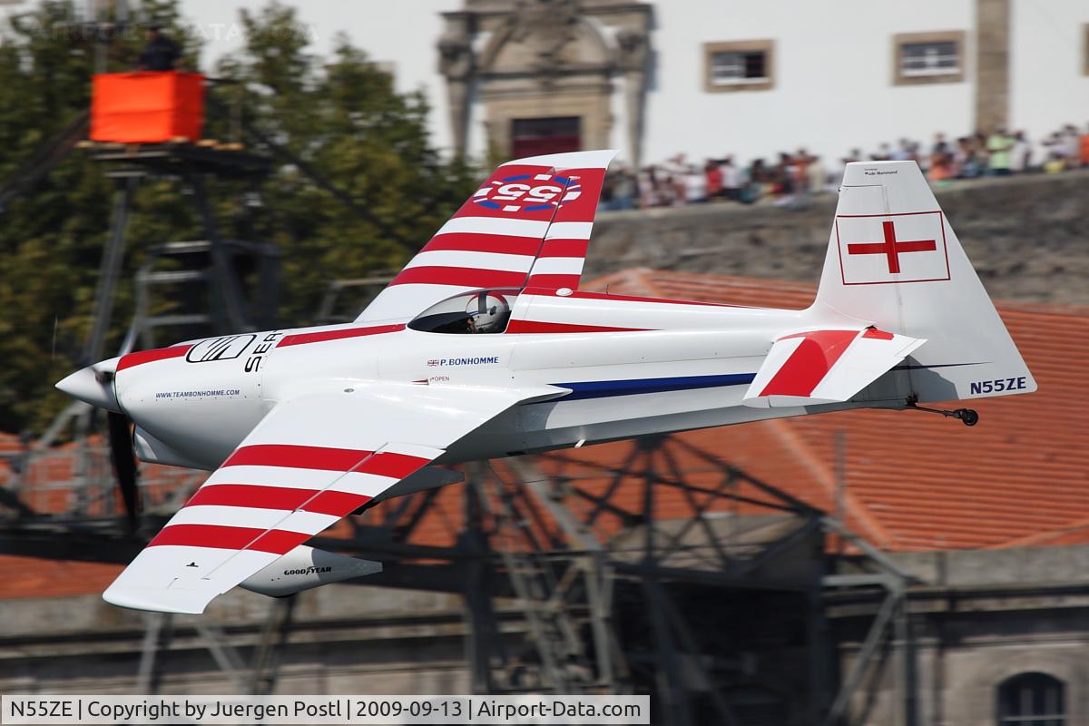 N55ZE, 2007 Zivko Edge 540 C/N 0040A, Red Bull Air Race Porto 2009 - Paul Bonhomme