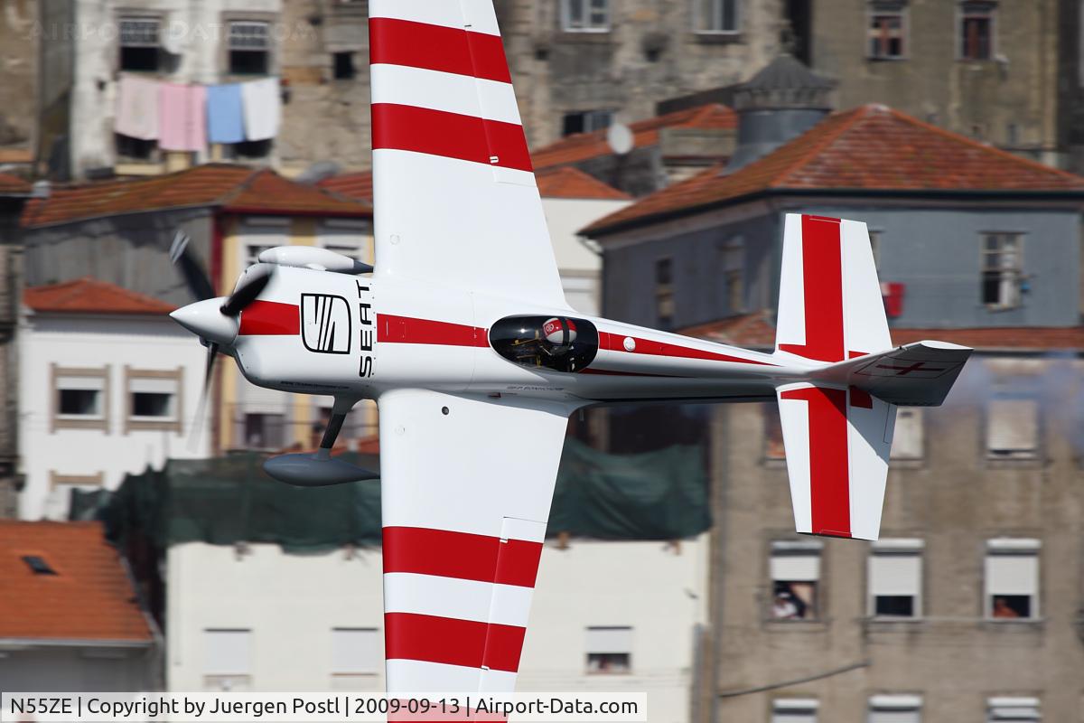 N55ZE, 2007 Zivko Edge 540 C/N 0040A, Red Bull Air Race Porto 2009 - Paul Bonhomme
