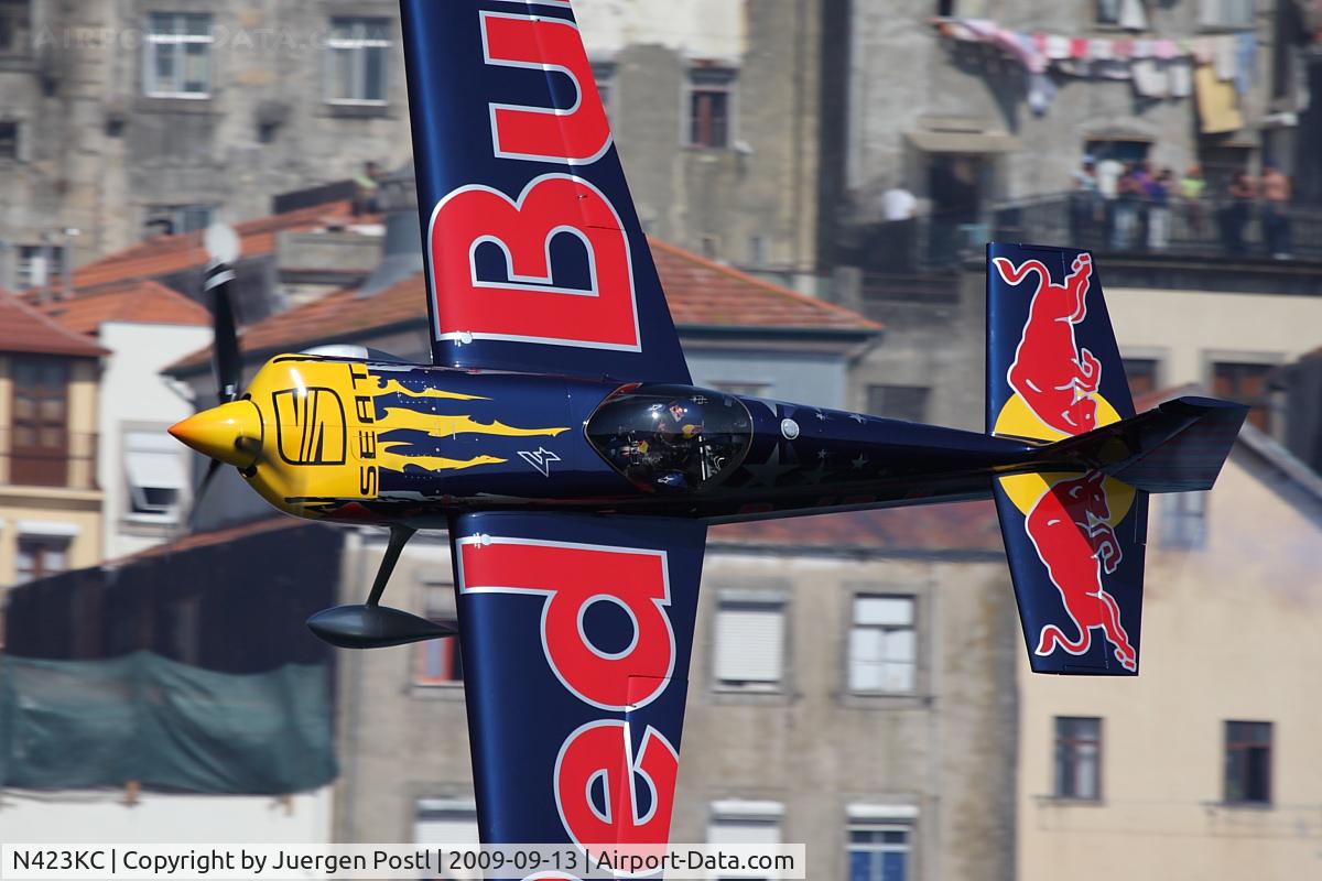 N423KC, 2009 Zivko Edge 540 C/N 0044, Red Bull Air Race Porto 2009 - Kirby Chambliss