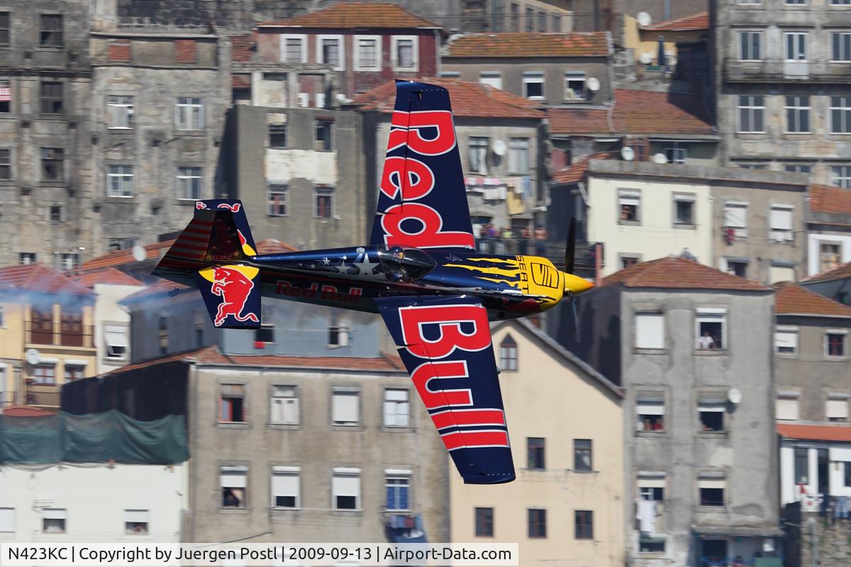N423KC, 2009 Zivko Edge 540 C/N 0044, Red Bull Air Race Porto 2009 - Kirby Chambliss