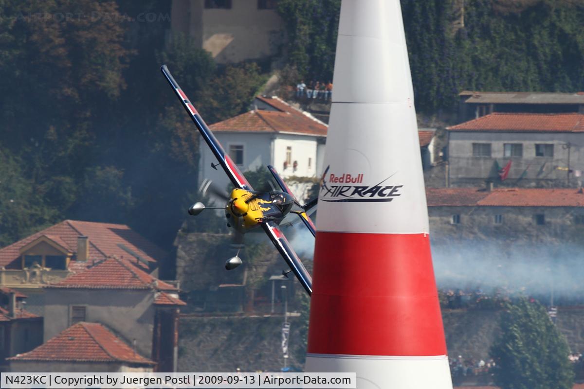 N423KC, 2009 Zivko Edge 540 C/N 0044, Red Bull Air Race Porto 2009 - Kirby Chambliss