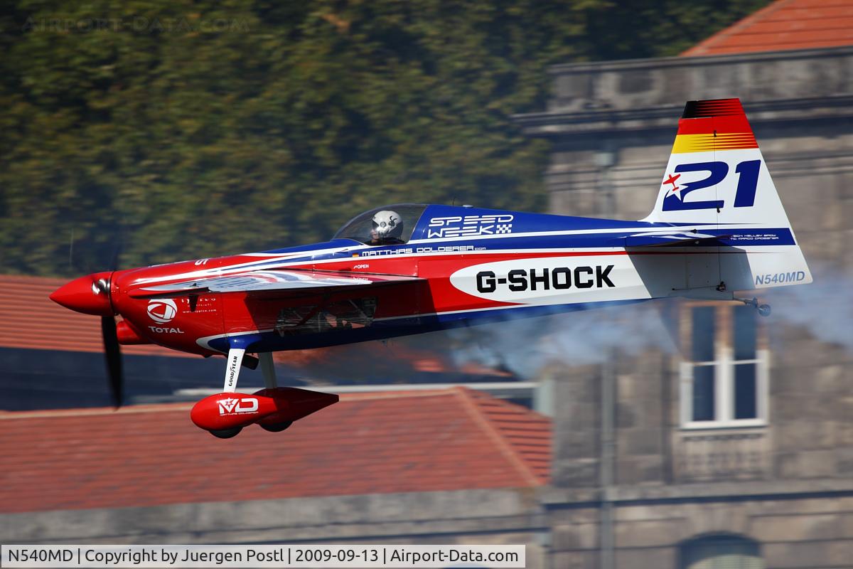 N540MD, 2008 Zivko Edge 540 C/N 0043, Red Bull Air Race Porto 2009 - Matthias Dolderer