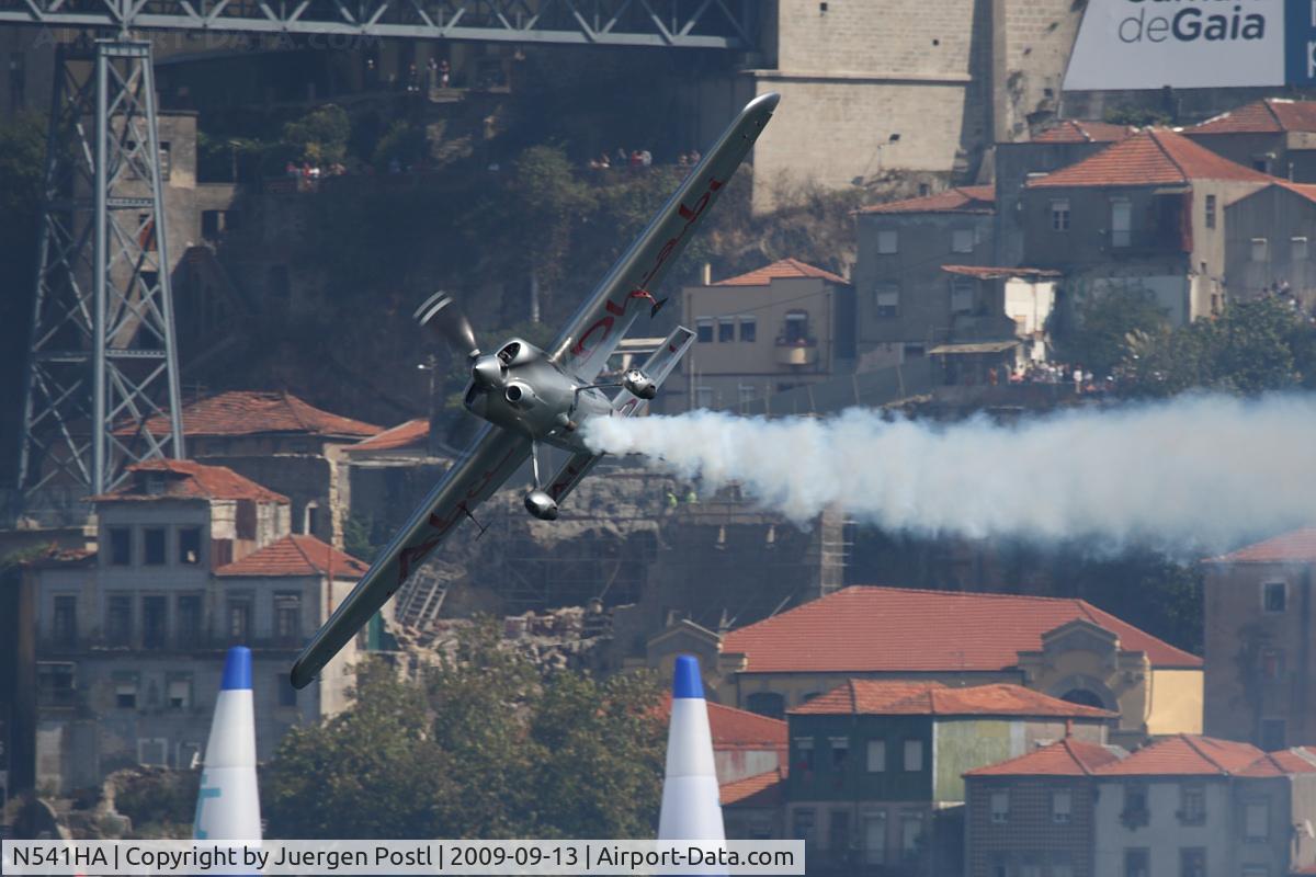 N541HA, 2008 Zivko Edge 540 C/N 0041A, Red Bull Air Race Porto 2009 - Hannes Arch