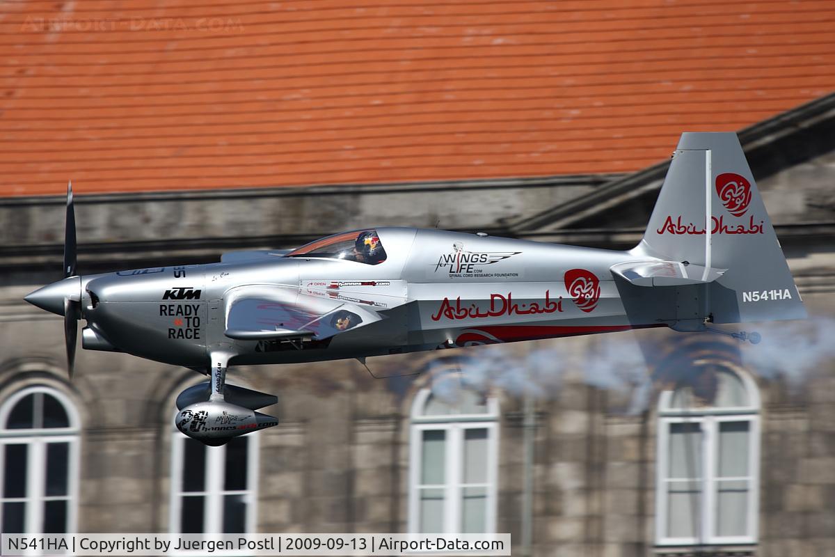 N541HA, 2008 Zivko Edge 540 C/N 0041A, Red Bull Air Race Porto 2009 - Hannes Arch