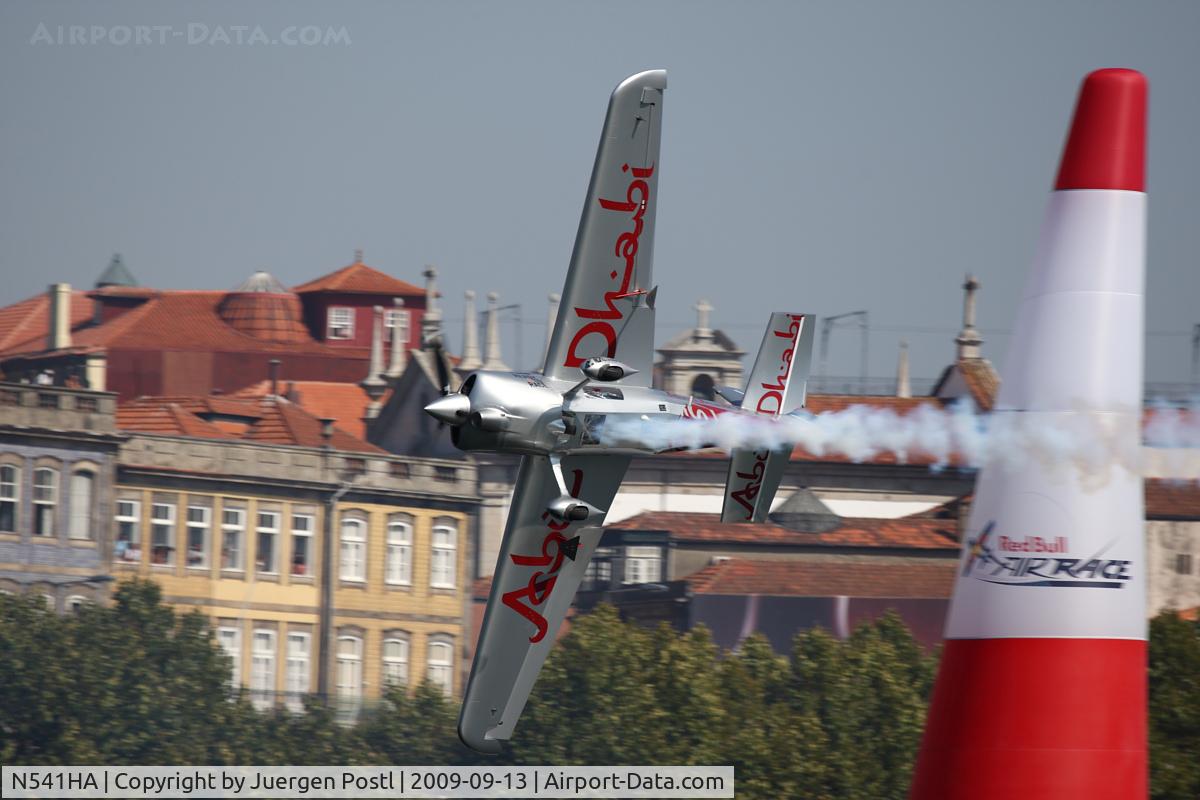N541HA, 2008 Zivko Edge 540 C/N 0041A, Red Bull Air Race Porto 2009 - Hannes Arch