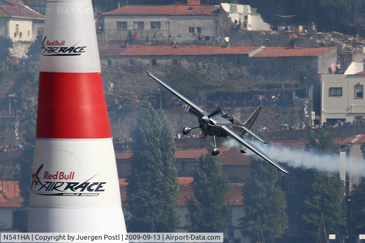 N541HA, 2008 Zivko Edge 540 C/N 0041A, Red Bull Air Race Porto 2009 - Hannes Arch