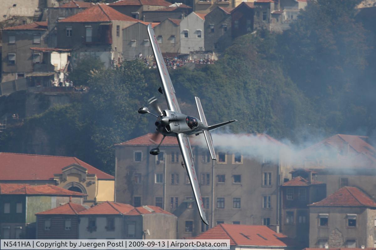N541HA, 2008 Zivko Edge 540 C/N 0041A, Red Bull Air Race Porto 2009 - Hannes Arch