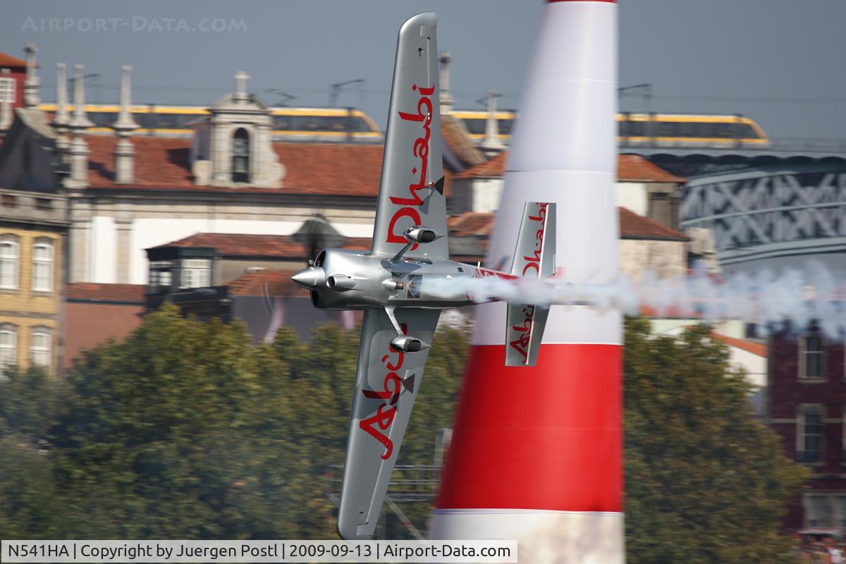 N541HA, 2008 Zivko Edge 540 C/N 0041A, Red Bull Air Race Porto 2009 - Hannes Arch