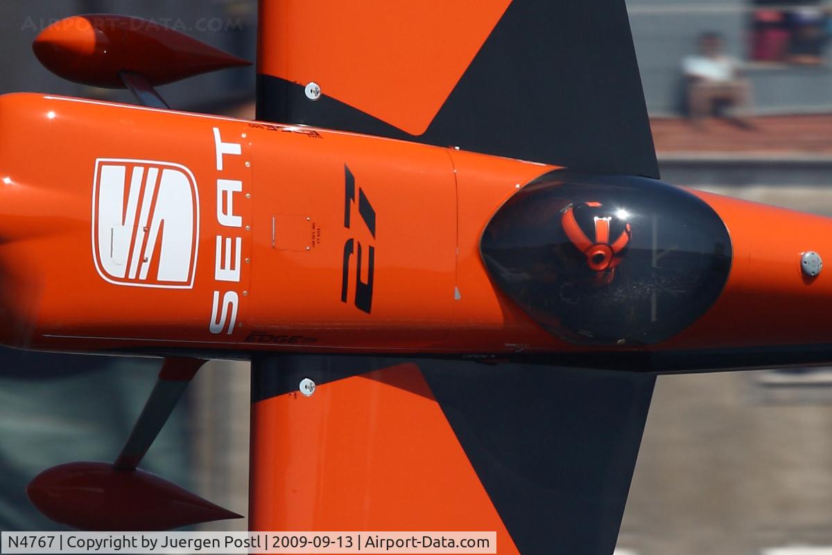 N4767, Zivko Edge 540 C/N 0045, Red Bull Air Race Porto 2009 - Nicolas Ivanoff
