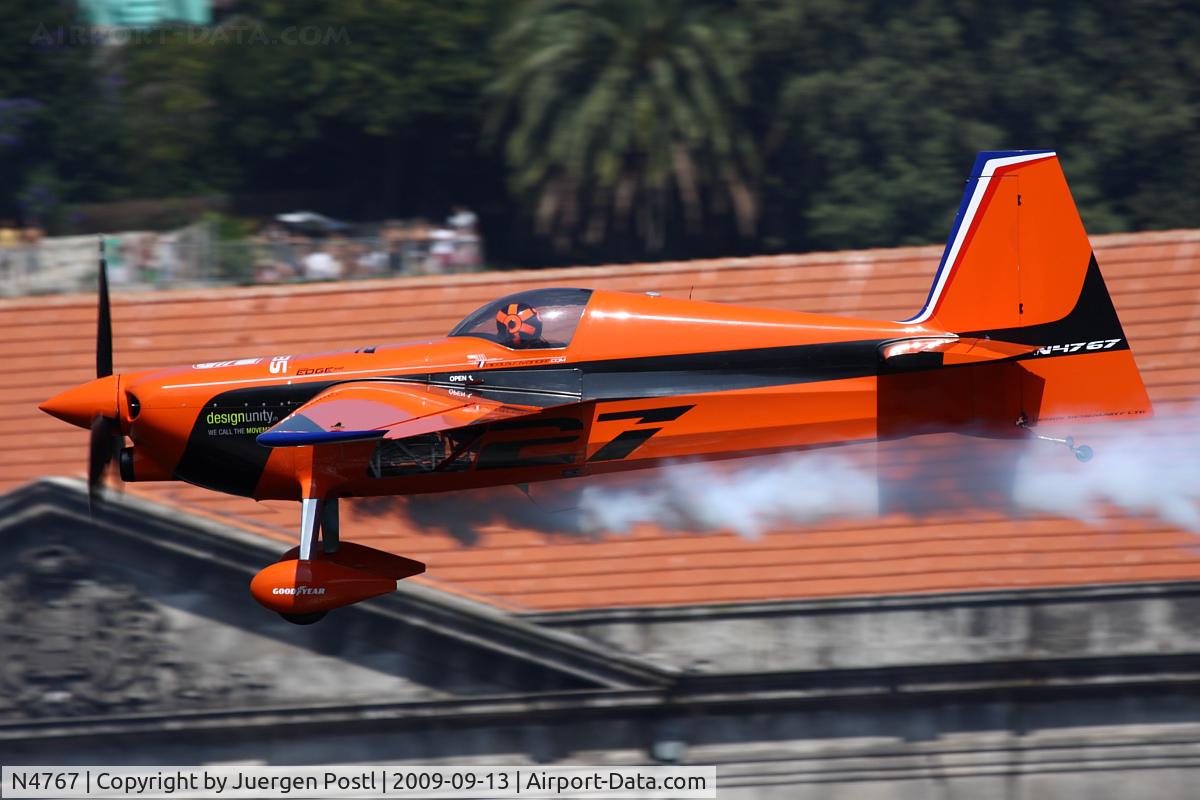 N4767, Zivko Edge 540 C/N 0045, Red Bull Air Race Porto 2009 - Nicolas Ivanoff