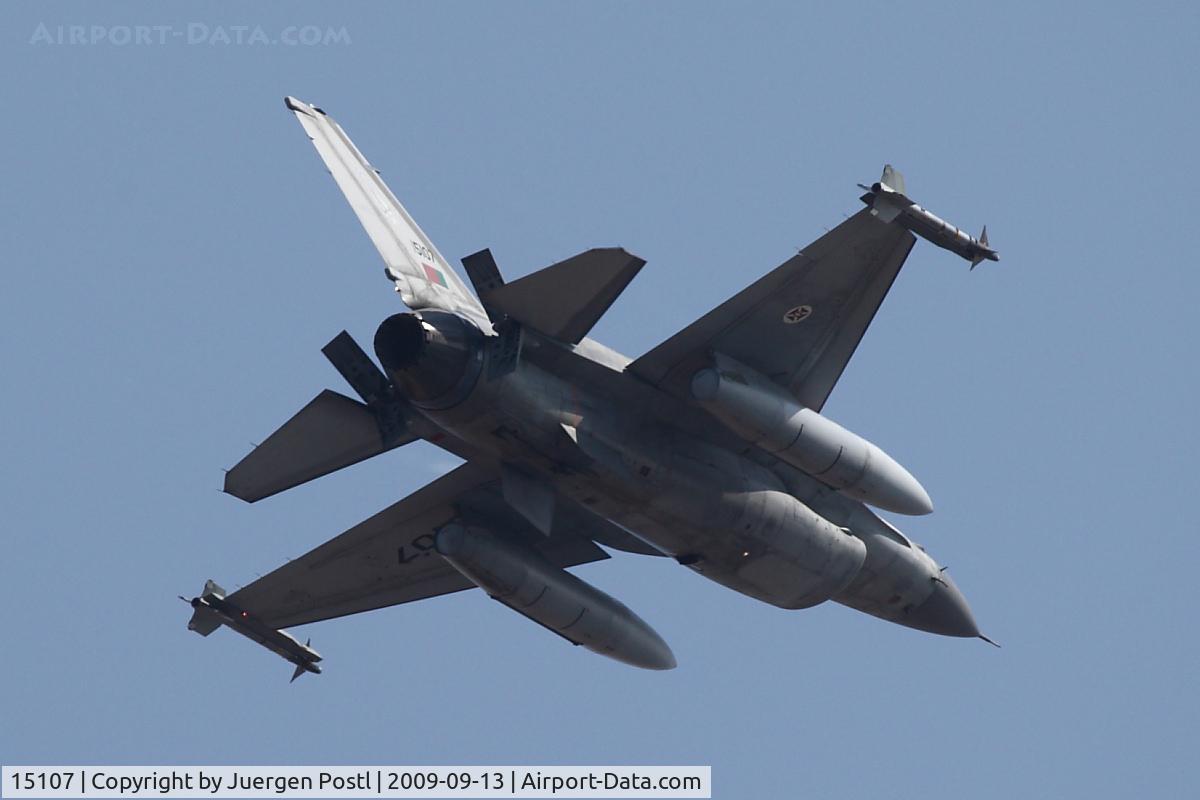 15107, Lockheed F-16A Fighting Falcon C/N AA-7, Red Bull Air Race Porto 2009 - Portugal Air Force Lockheed F-16A Fighting Falcon