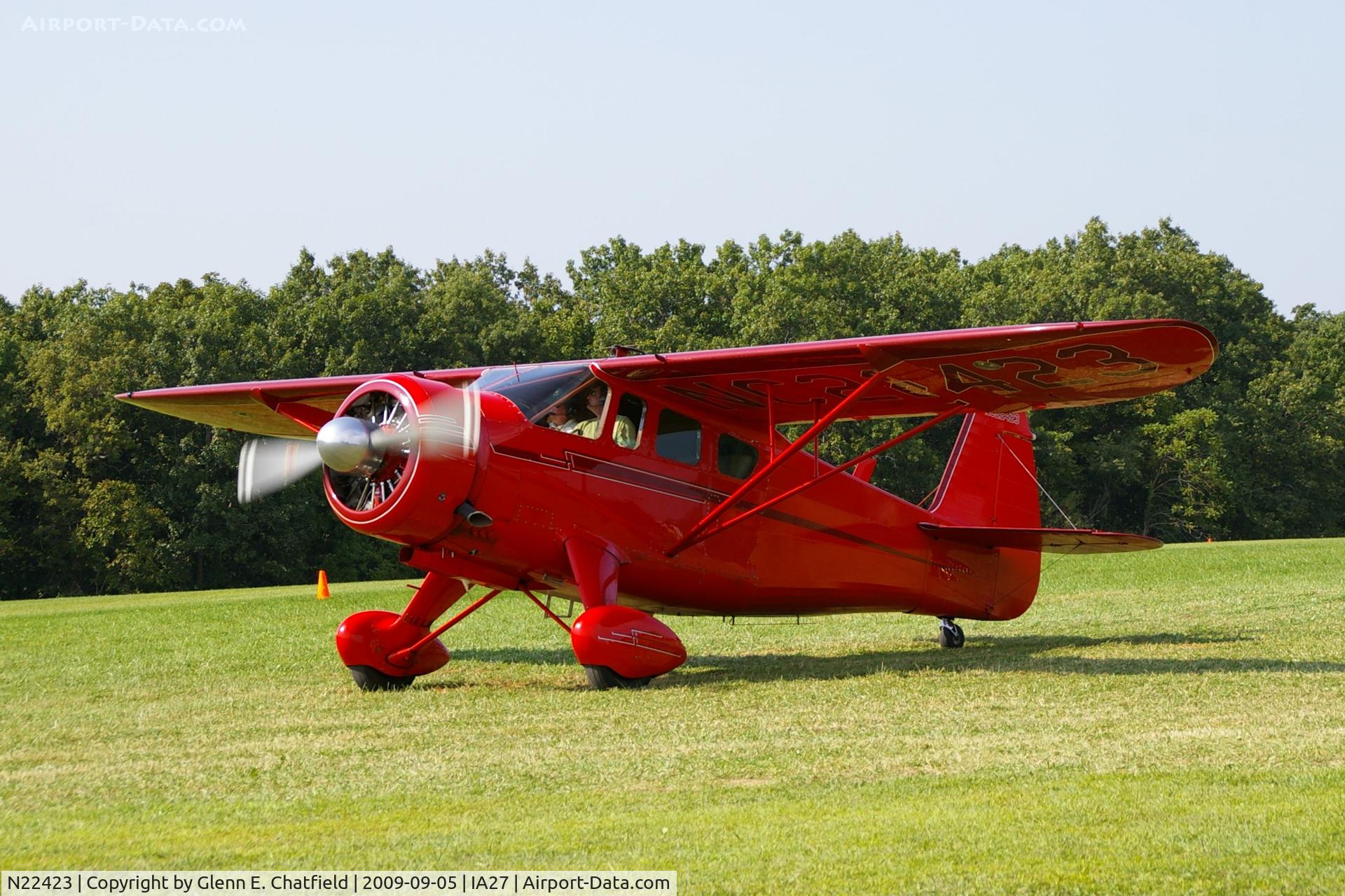 N22423, 1940 Howard Aircraft DGA-15P C/N 522, At the Antique Airplane Association Fly In.