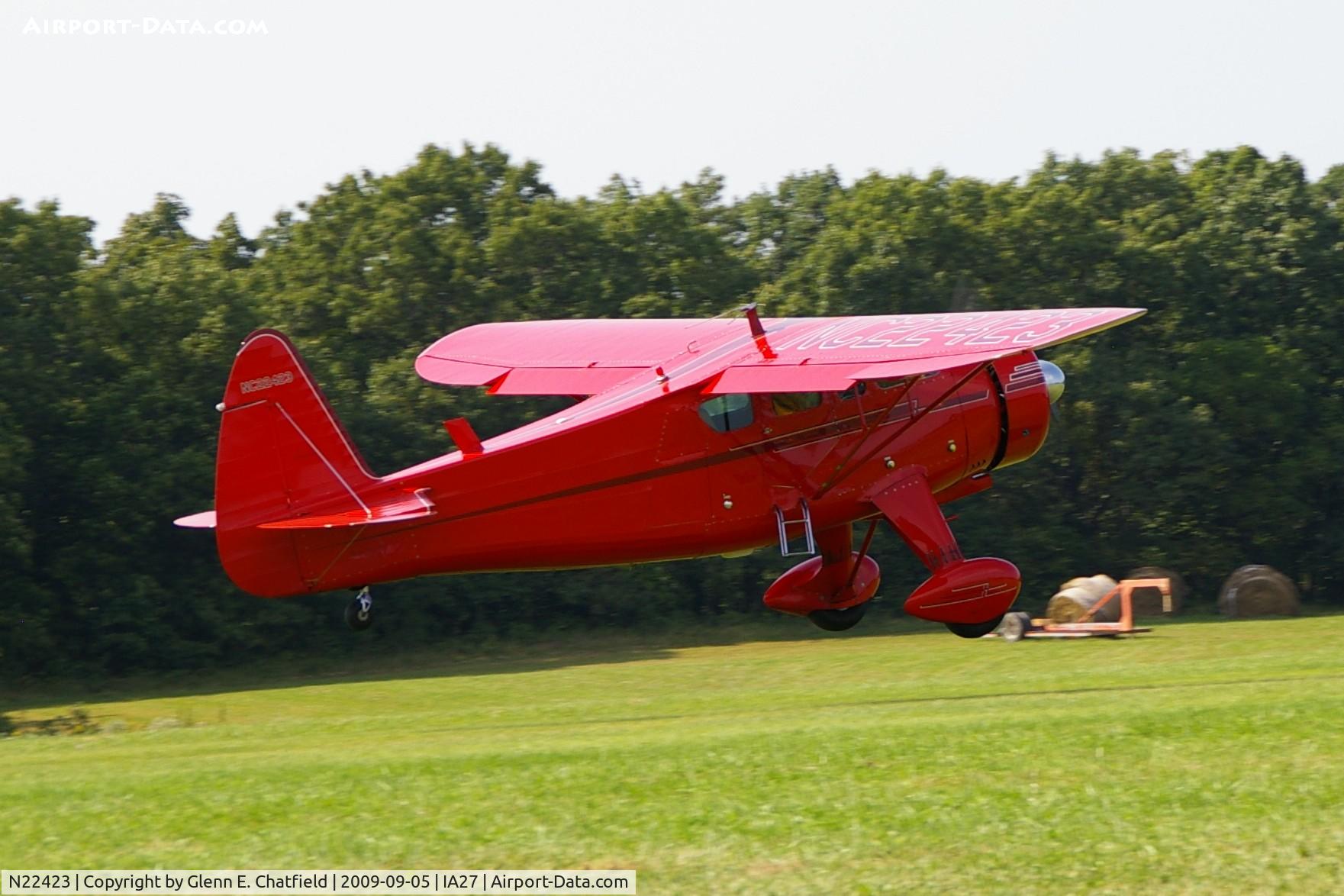N22423, 1940 Howard Aircraft DGA-15P C/N 522, At the Antique Airplane Association Fly In.
