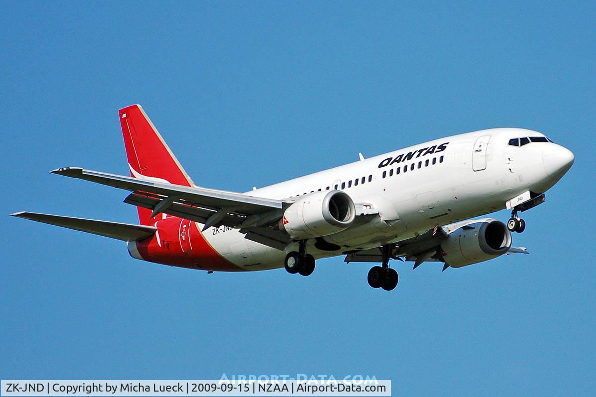 ZK-JND, 1989 Boeing 737-376 C/N 24297, At Auckland