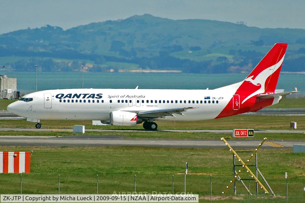 ZK-JTP, 1992 Boeing 737-476 C/N 24441, At Auckland
