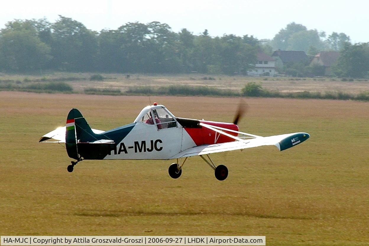 HA-MJC, 1966 Piper PA-25-235 Pawnee B C/N 25-3178, Dunakeszi Airport, Hungary - Take-off
