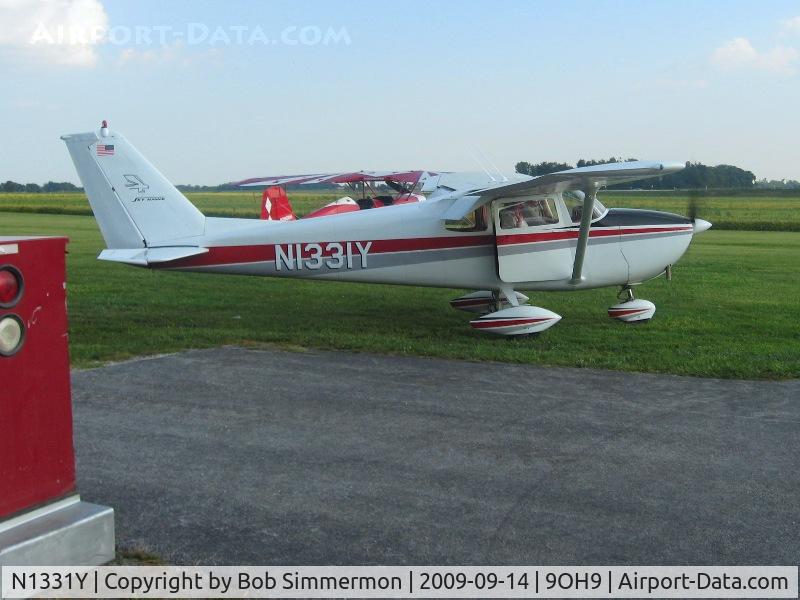 N1331Y, 1961 Cessna 172C C/N 17249031, Carl & Deb arriving at the TOPA cookout - Forest, Ohio.