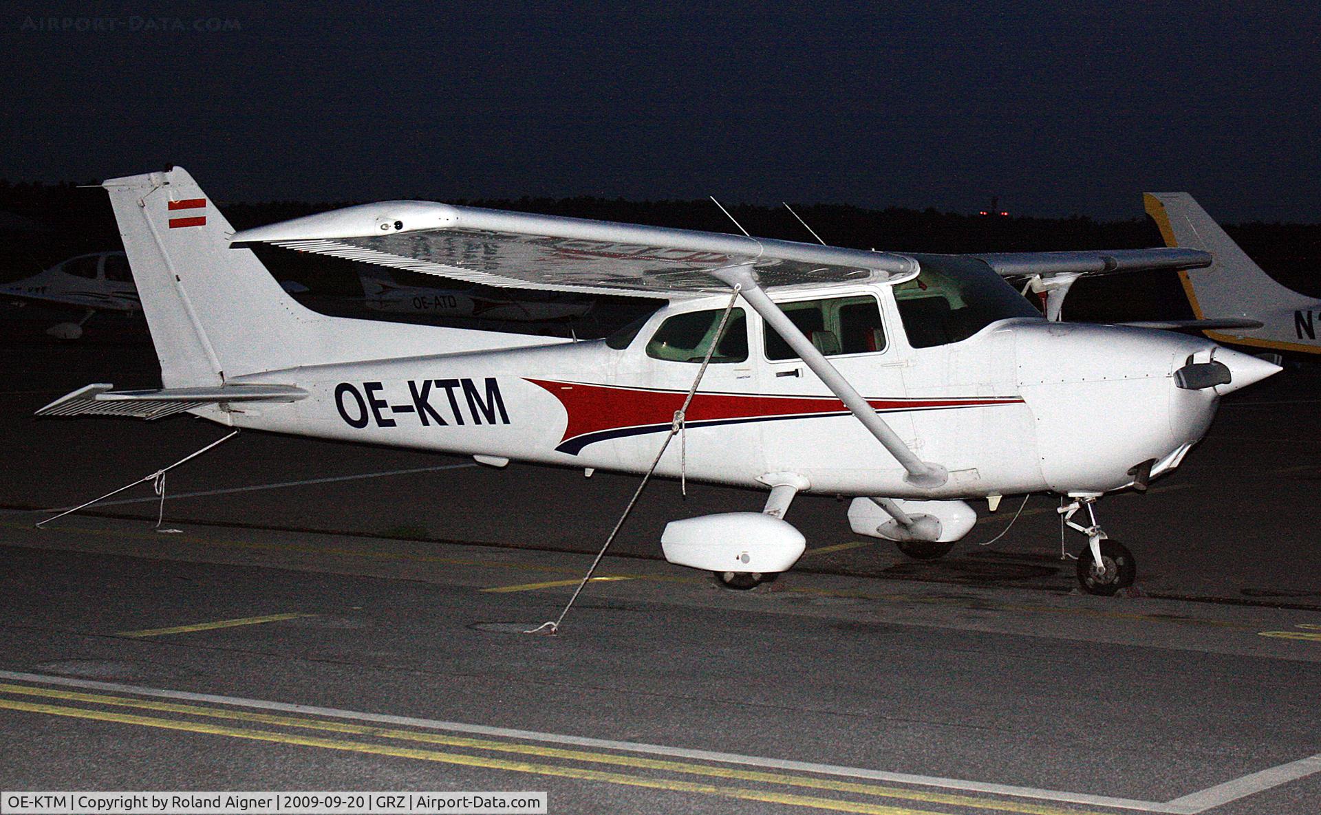 OE-KTM, 1982 Cessna 172P C/N 17275867, .