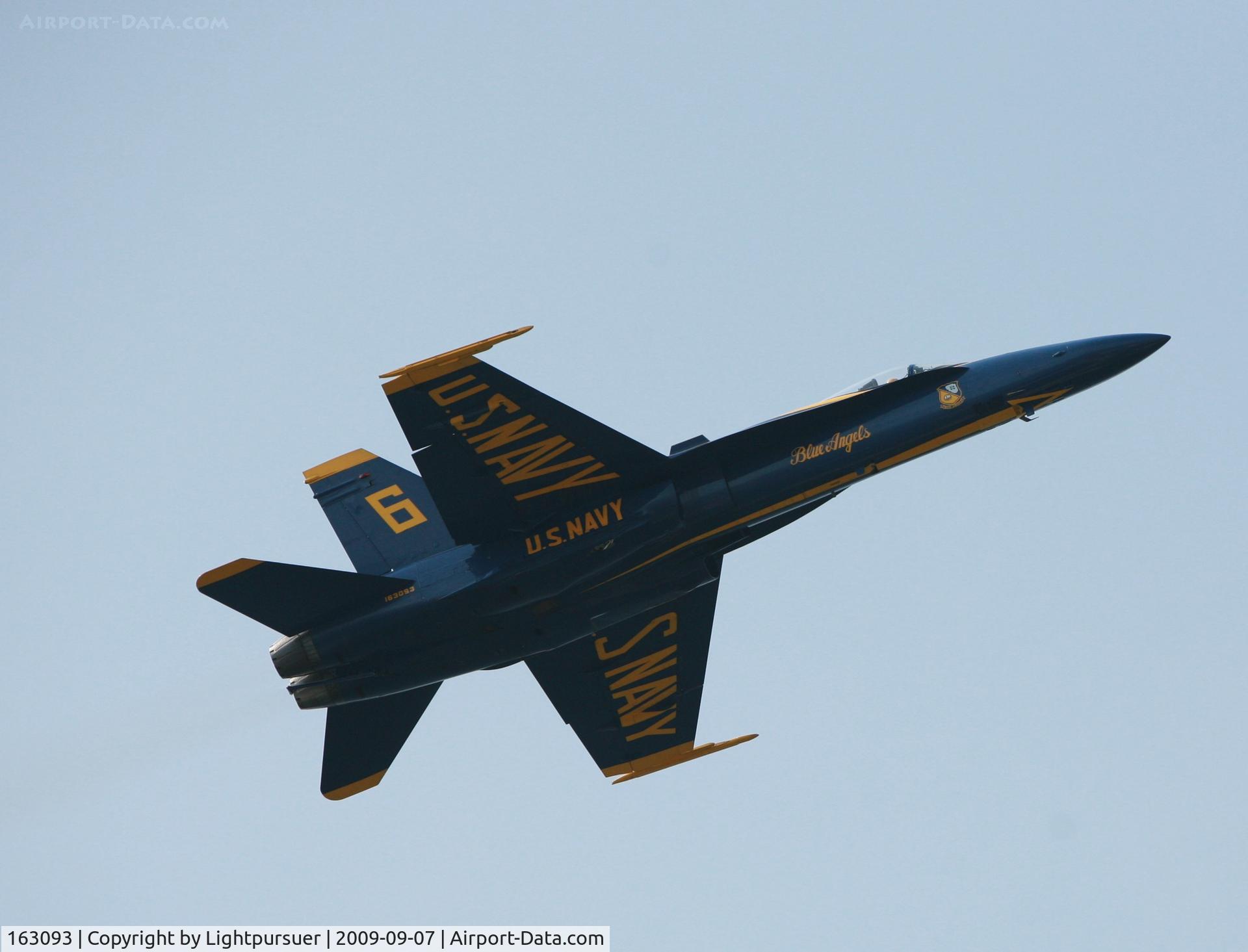 163093, McDonnell Douglas F/A-18A Hornet C/N 0475/A391, Blue Angles in Toronto