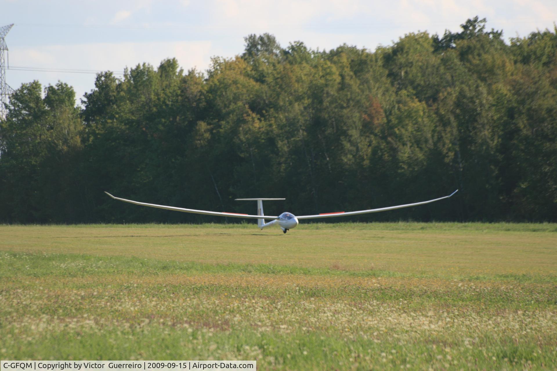 C-GFQM, 2000 Marian Nowak EGRET C/N MN 2, egret during landing