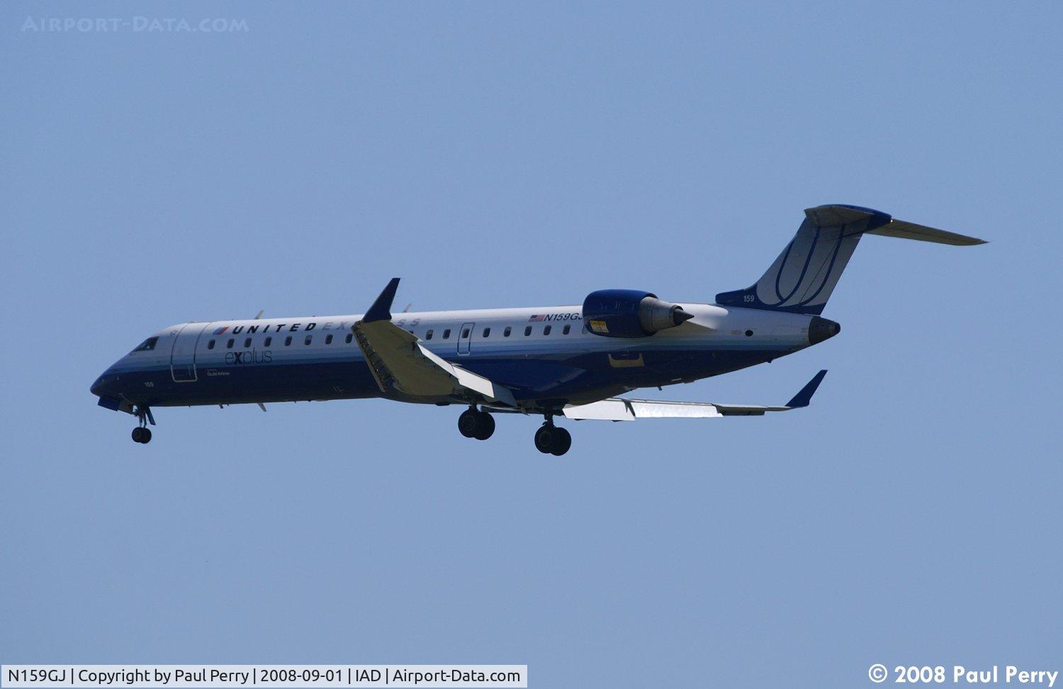 N159GJ, 2005 Bombardier CRJ-702 (CL-600-2C10) Regional Jet C/N 10238, Morning United flight, one of many at Dulles