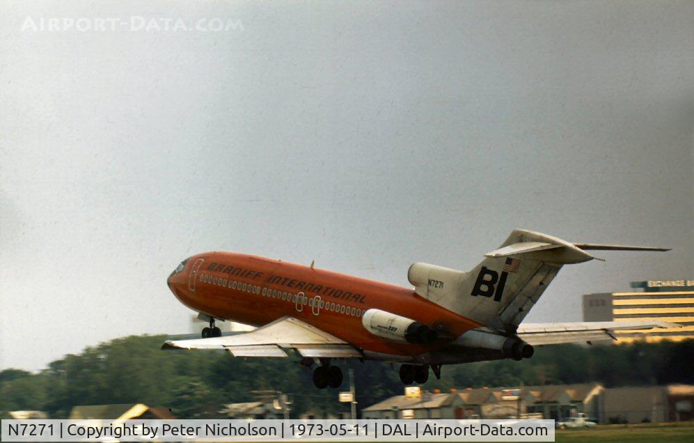 N7271, 1966 Boeing 727-27C C/N 19110, Boeing 727-27C of Braniff International at Love Field, Dallas in May 1973.