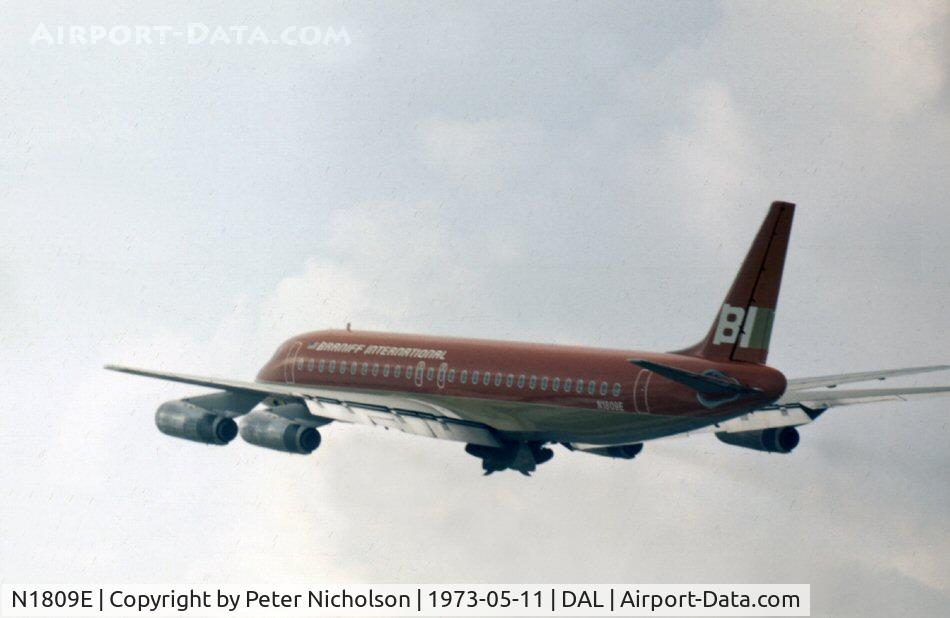N1809E, 1969 Douglas DC-8-62 C/N 46107, DC-8-62 of Braniff International climbing out of Love Field, Dallas in May 1973.