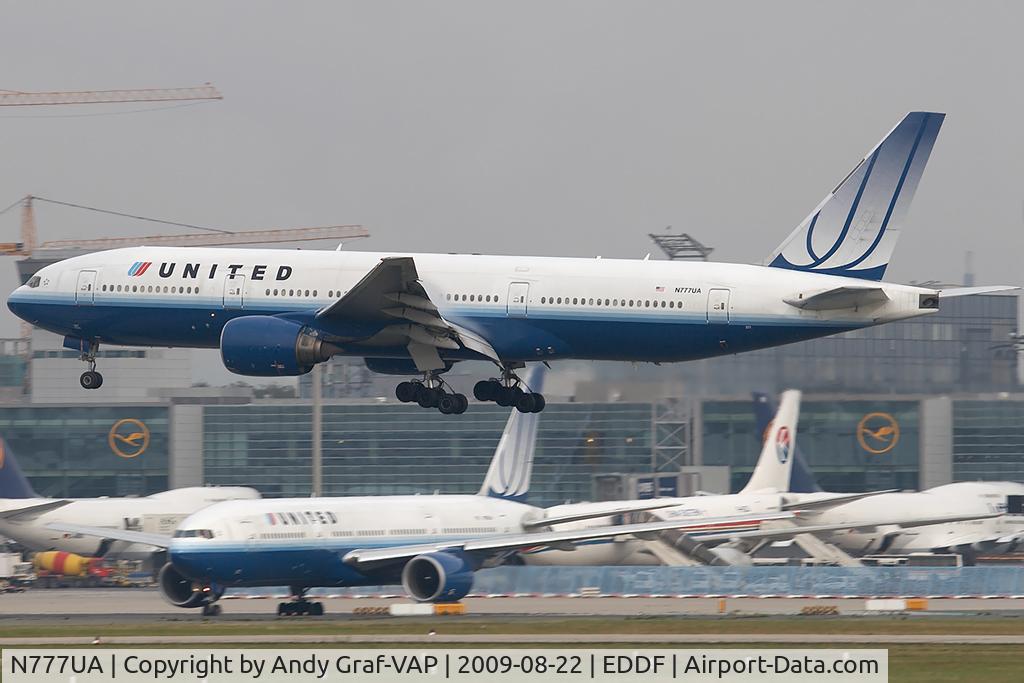 N777UA, 1995 Boeing 777-222 C/N 26916, United Airlines 777-200