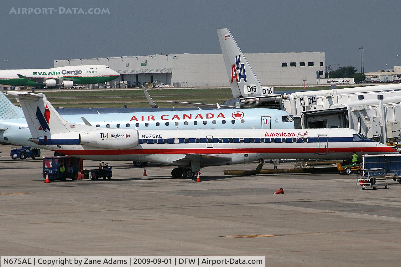 N675AE, 2004 Embraer ERJ-145LR (EMB-145LR) C/N 14500806, American Eagle at DFW