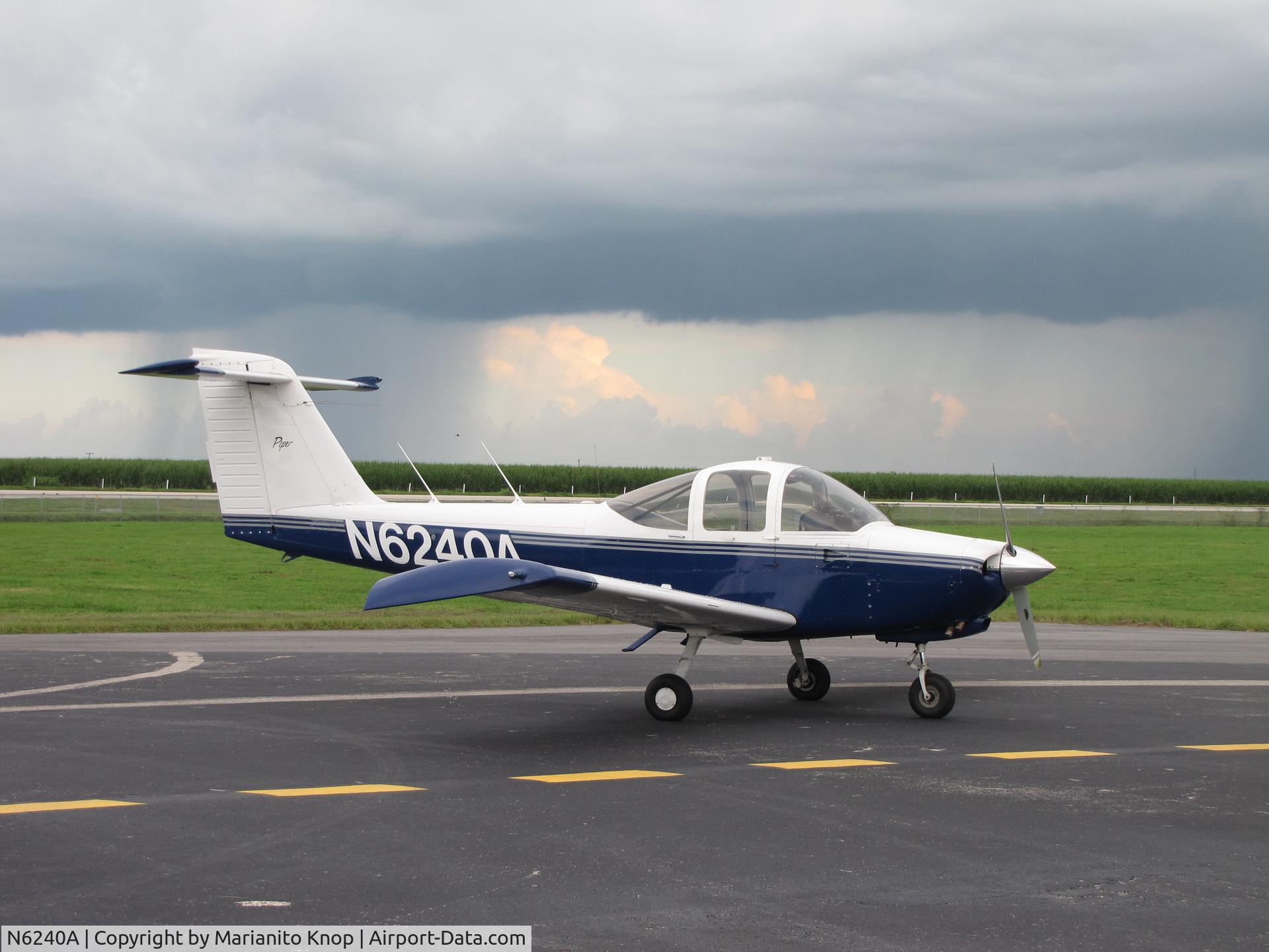 N6240A, 1978 Piper PA-38-112 Tomahawk Tomahawk C/N 38-78A0351, phk