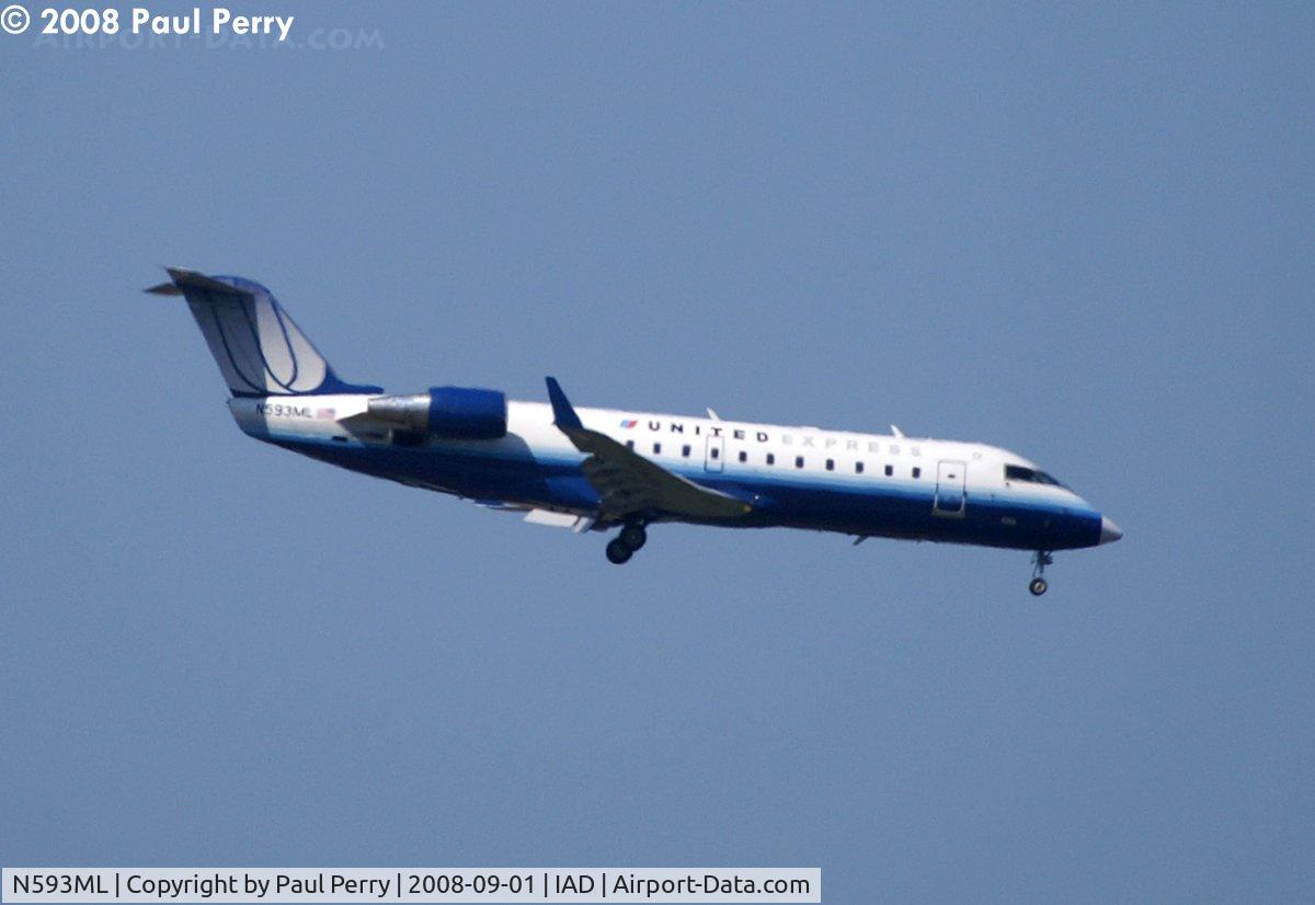 N593ML, 2001 Bombardier CRJ-200ER (CL-600-2B19) C/N 7465, United keeping it busy with many different types