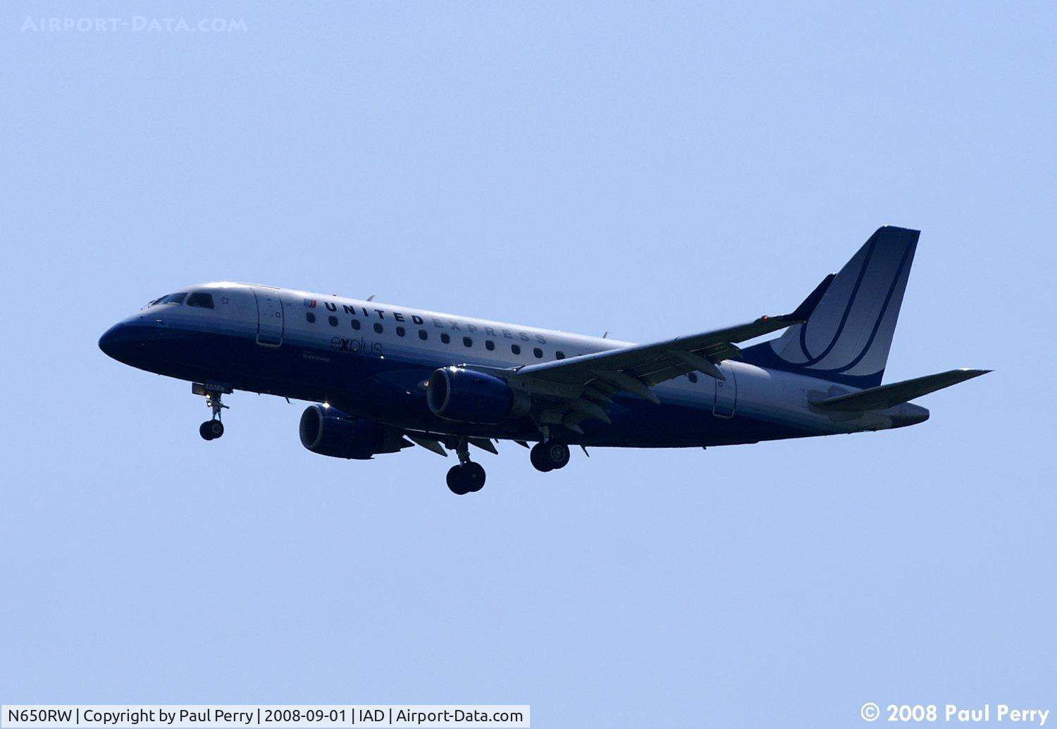 N650RW, 2005 Embraer 170SE (ERJ-170-100SE) C/N 17000071, United making another appearance