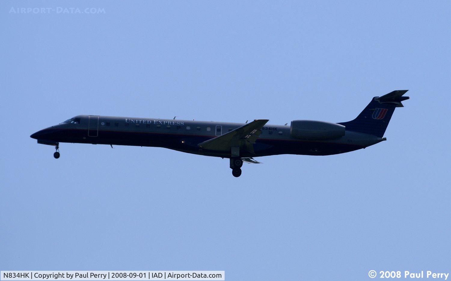 N834HK, 2000 Embraer ERJ-145LR (EMB-145LR) C/N 145269, Very sleek
